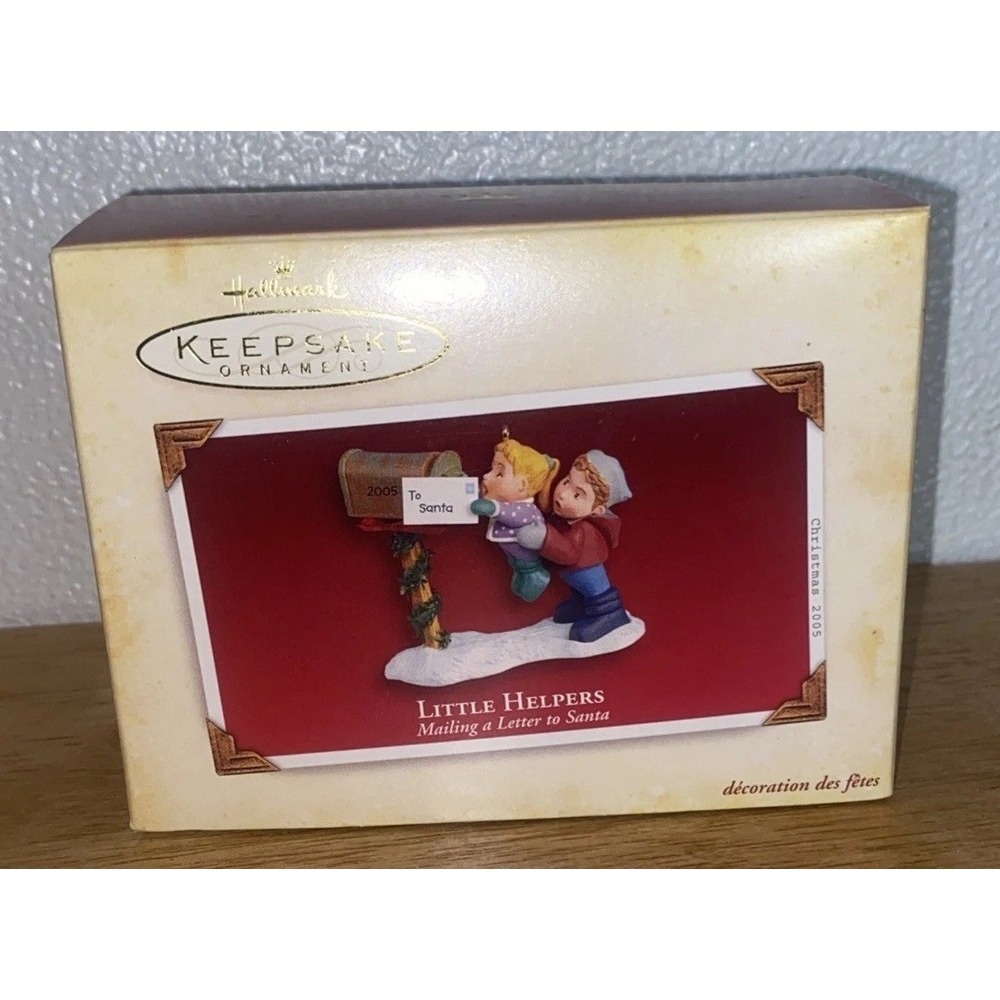 Hallmark 2005 "LITTLE‎ HELPERS" MAILING A LETTER TO SANTA Keepsake Ornament